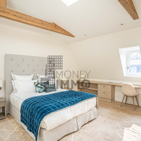 Appartement 4 pièces Paris 8