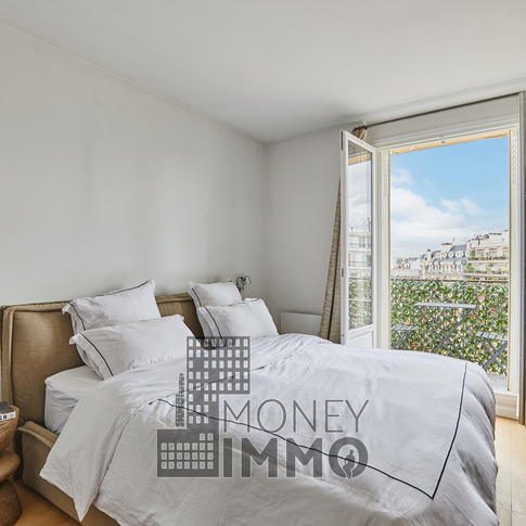 Appartement 4 pièces PARIS