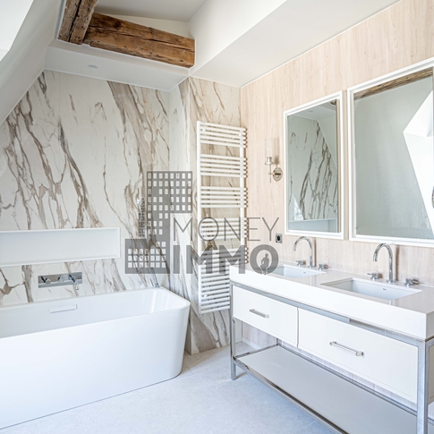 Appartement 4 pièces Paris 8