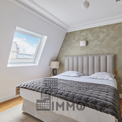 Appartement 6 pièces PARIS