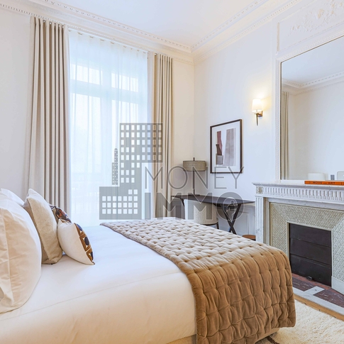 Appartement 6 pièces Paris