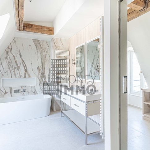 Appartement 4 pièces Paris 8