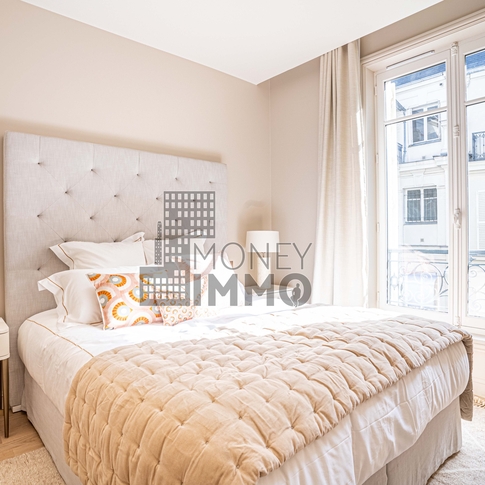 Appartement 3 pièces Paris 8