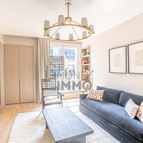 Appartement 2 pièces Paris 8