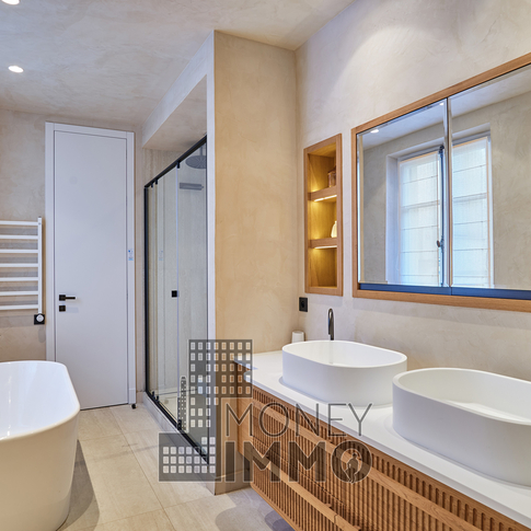 Appartement 5 pièces PARIS