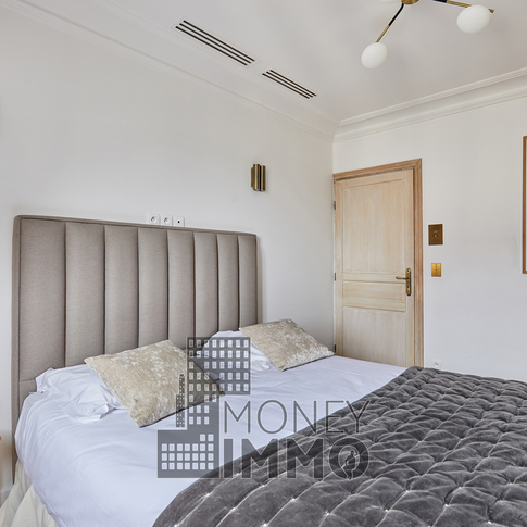 Appartement 6 pièces PARIS