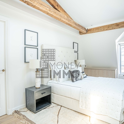 Appartement 4 pièces Paris 8