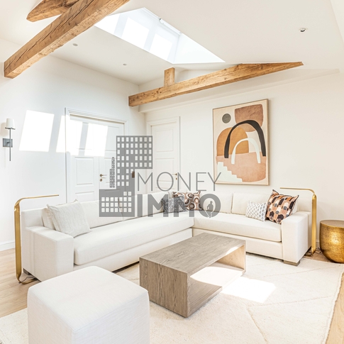 Appartement 4 pièces Paris 8