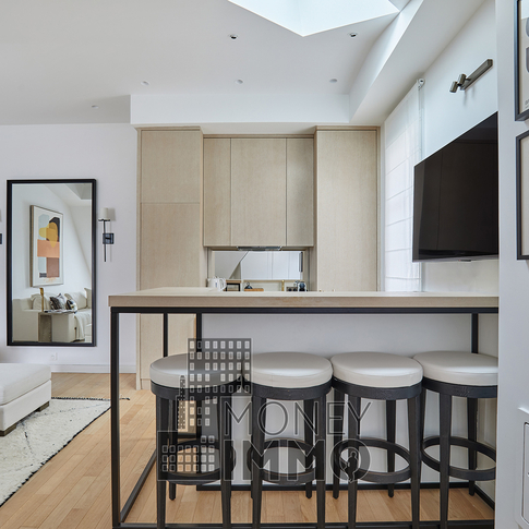 Appartement 2 pièces Paris 8