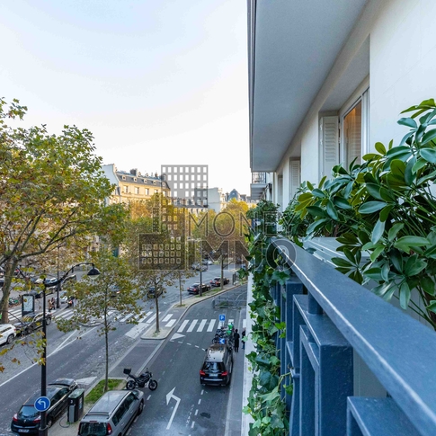 Appartement 6 pièces PARIS