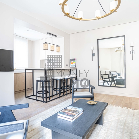 Appartement 3 pièces Paris 8