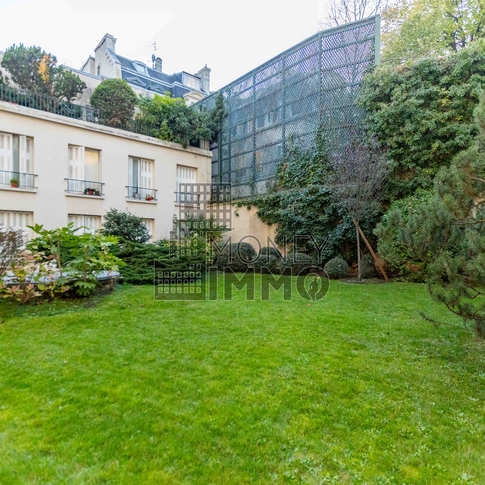 Appartement 6 pièces PARIS