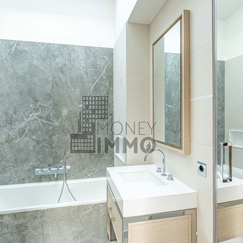 Appartement 4 pièces Paris 8