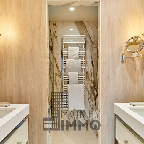 Appartement 5 pièces Paris 8