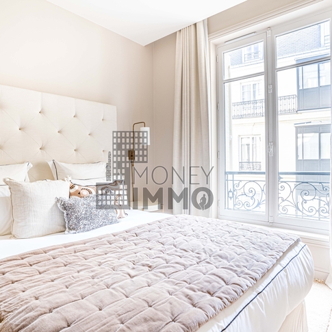 Appartement 3 pièces Paris 8