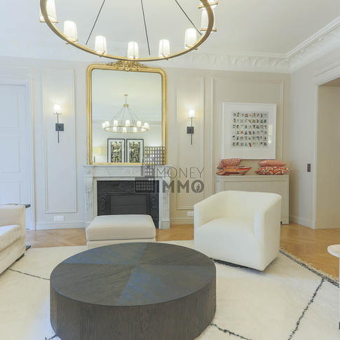 Appartement 5 pièces Paris 8