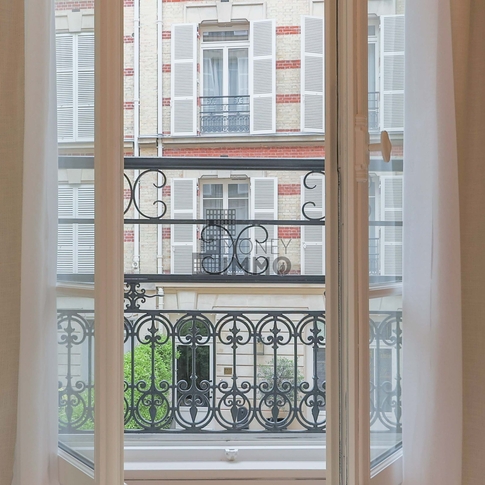 Appartement 5 pièces Paris 8