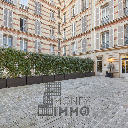Appartement 4 pièces Paris 8